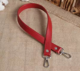 Ручка для сумки, кожаная, с карабинами, 60 × 2 см, цвет бордовый