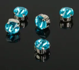Стразы в цапах без отверстий (набор 5 шт), 8*8мм, цвет ярко-голубой в серебре