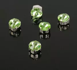 Стразы в цапах без отверстий (набор 5 шт), 8*8мм, цвет светло-зеленый в серебре