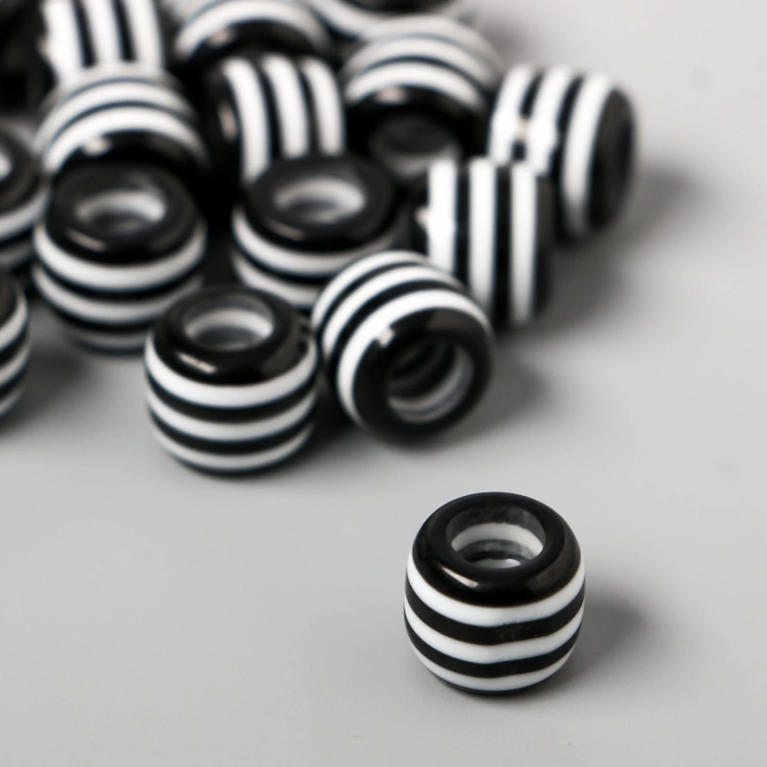  Набор бусин для творчества пластик "Чёрно-белый цилиндр" набор 20 шт 1х1,2х1,2 см фото 1