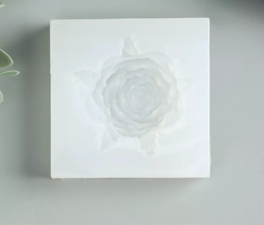 Молд силикон "Пышная роза" 1,2х5х5 см фото 1